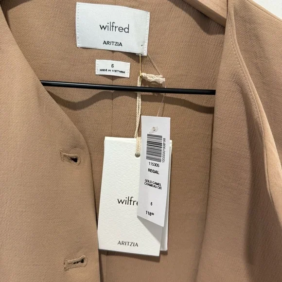 Aritzia Camel Button-Up Vest - Picture 3 of 6